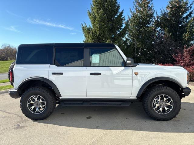 new 2024 Ford Bronco car, priced at $62,297