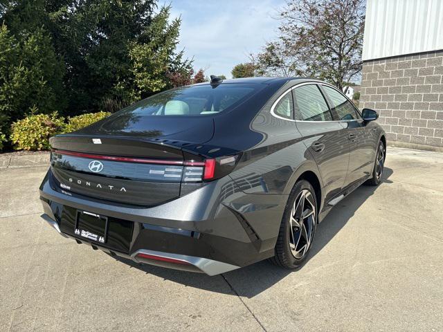 new 2025 Hyundai Sonata car, priced at $31,630