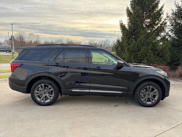 new 2025 Ford Explorer car, priced at $44,711