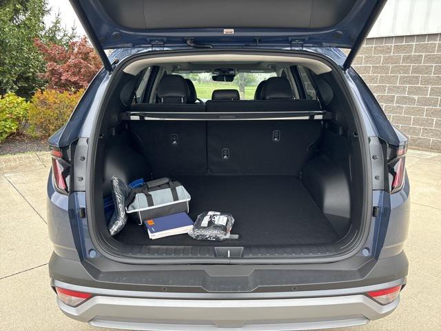 new 2026 Hyundai Tucson car, priced at $43,380