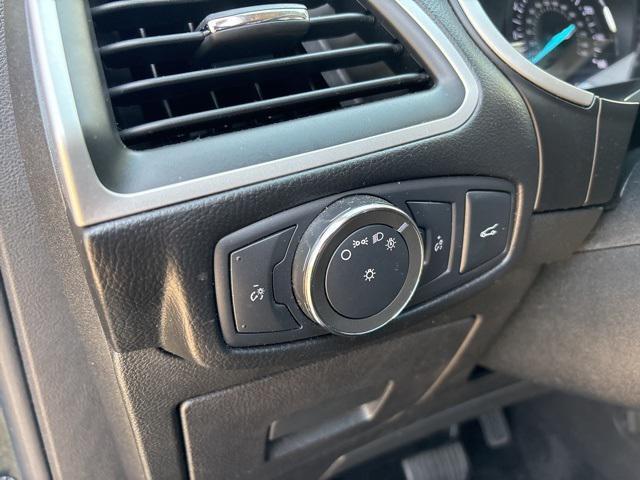 used 2015 Ford Edge car, priced at $11,800