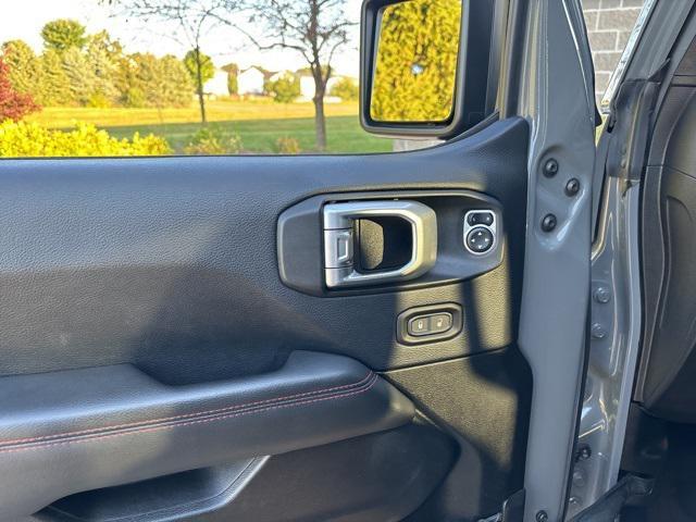 used 2019 Jeep Wrangler Unlimited car, priced at $39,717