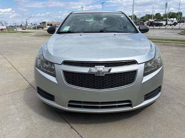 used 2014 Chevrolet Cruze car, priced at $12,999