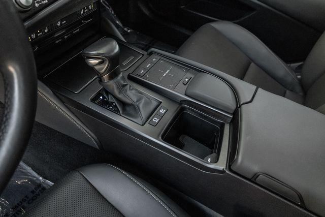 used 2022 Lexus ES 300h car, priced at $35,999