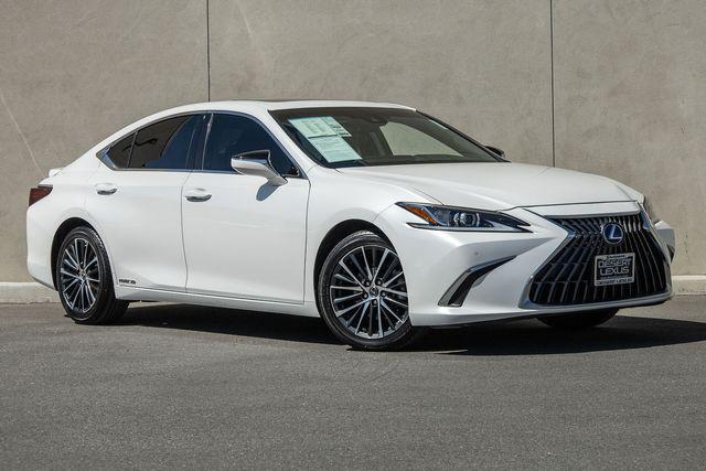 used 2022 Lexus ES 300h car, priced at $35,999