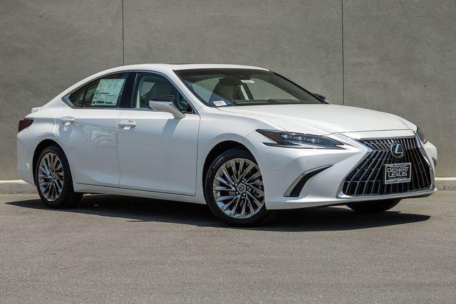 new 2025 Lexus ES 300h car, priced at $57,004