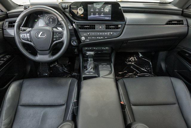 used 2022 Lexus ES 300h car, priced at $37,989