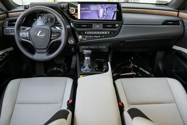 new 2024 Lexus ES 300h car, priced at $51,075