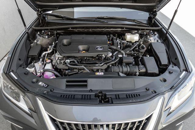 new 2025 Lexus ES 300h car, priced at $51,394