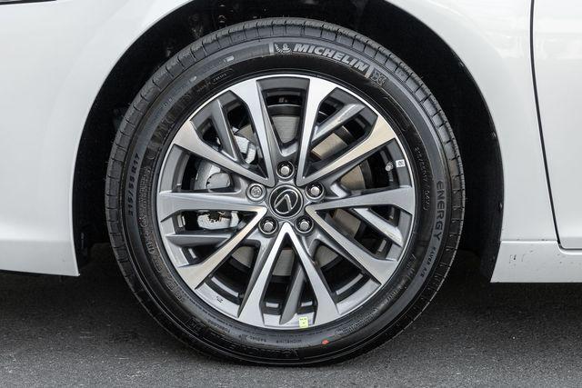 new 2025 Lexus ES 350 car, priced at $44,514