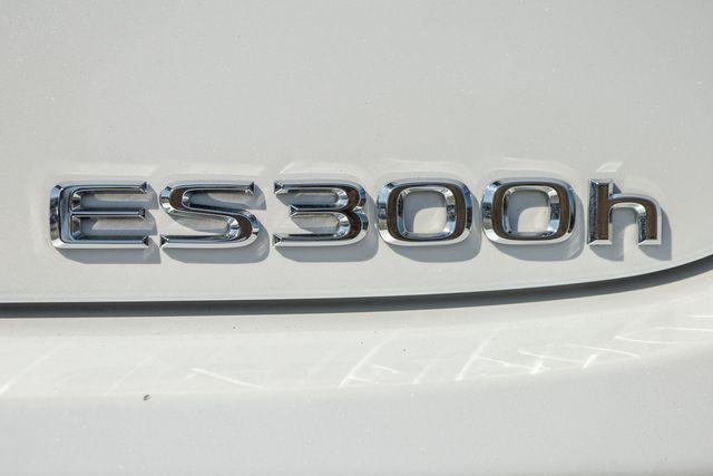 used 2023 Lexus ES 300h car, priced at $46,999
