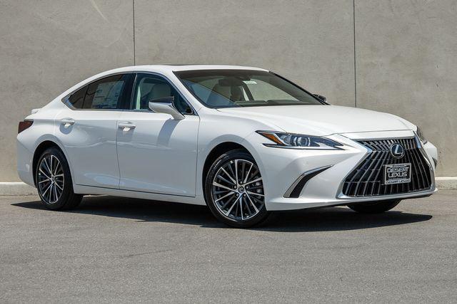 new 2025 Lexus ES 300h car, priced at $49,204