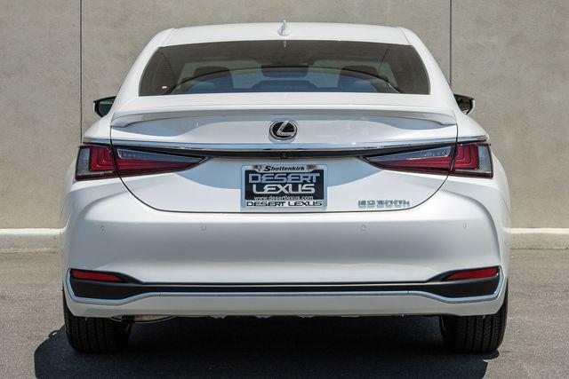 new 2025 Lexus ES 300h car, priced at $49,204