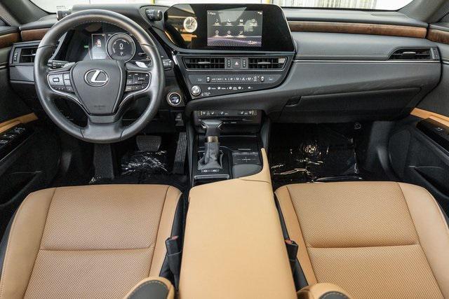 used 2022 Lexus ES 300h car, priced at $36,989