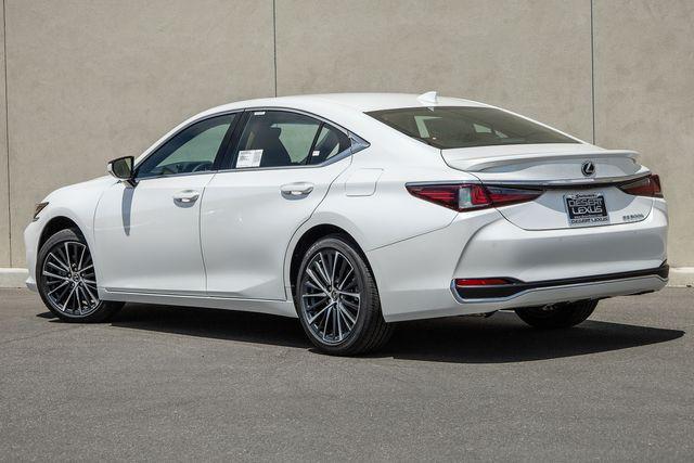 new 2025 Lexus ES 300h car, priced at $51,459
