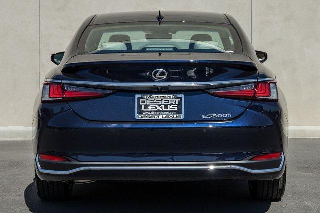 new 2025 Lexus ES 300h car, priced at $48,879