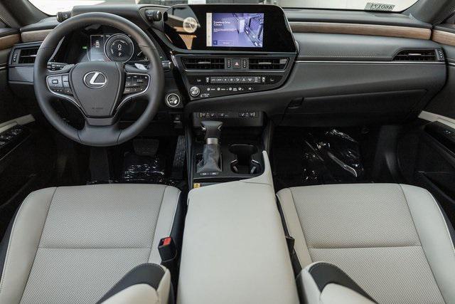 new 2025 Lexus ES 300h car, priced at $48,879