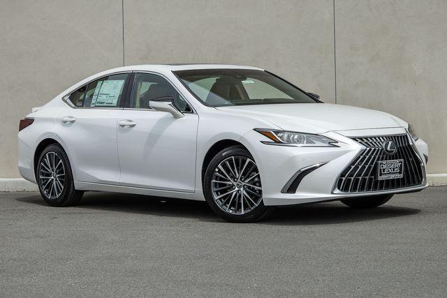 new 2025 Lexus ES 300h car