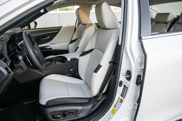new 2024 Lexus ES 300h car, priced at $49,445