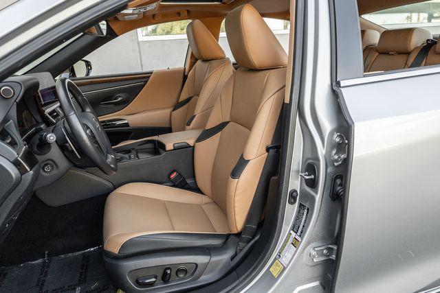 used 2025 Lexus ES 300h car, priced at $44,999