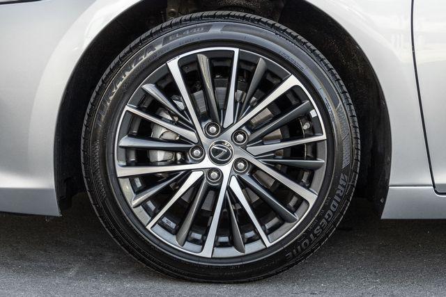 used 2025 Lexus ES 300h car, priced at $44,999