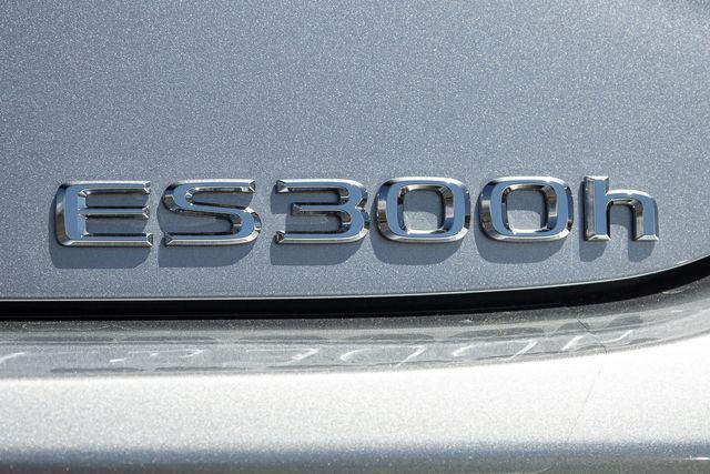 used 2025 Lexus ES 300h car, priced at $45,995