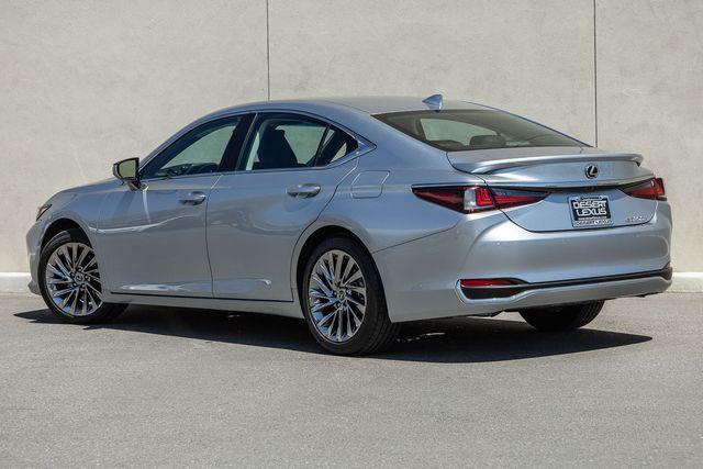 used 2025 Lexus ES 300h car, priced at $45,995