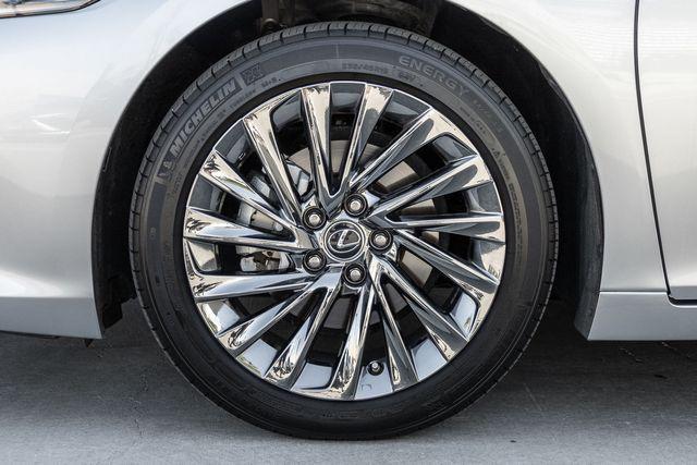 used 2025 Lexus ES 300h car, priced at $45,995