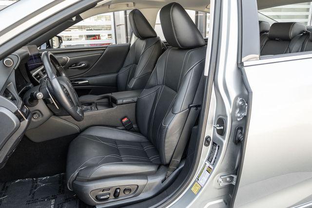 used 2025 Lexus ES 300h car, priced at $45,995