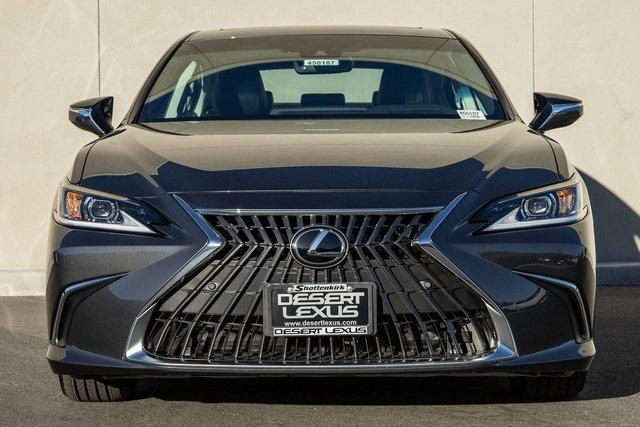 new 2025 Lexus ES 300h car, priced at $51,084