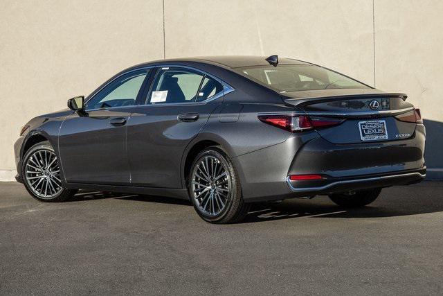 new 2025 Lexus ES 300h car, priced at $51,084