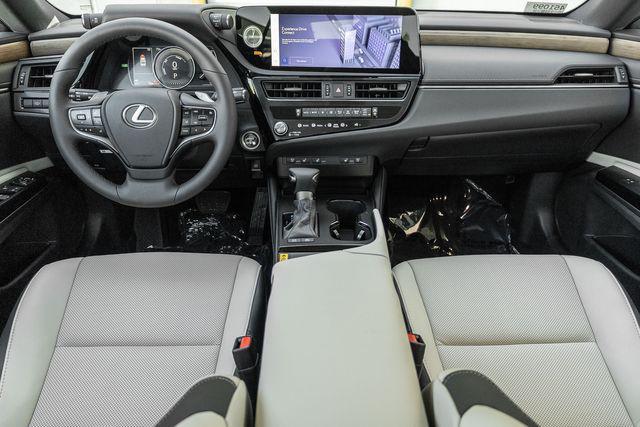 new 2025 Lexus ES 300h car, priced at $51,074