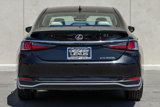 new 2025 Lexus ES 300h car, priced at $49,189