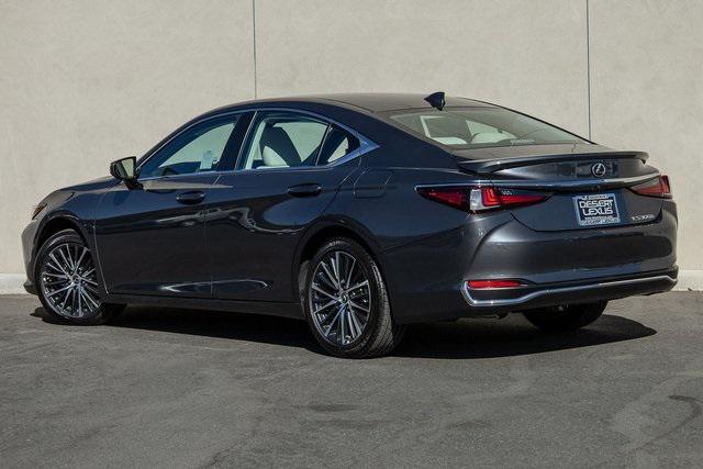 new 2025 Lexus ES 300h car