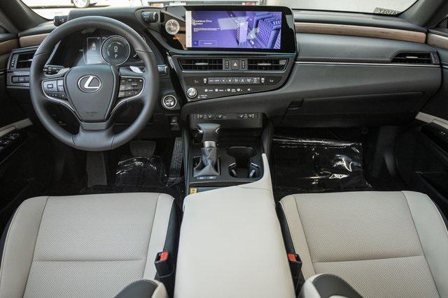 new 2024 Lexus ES 300h car, priced at $50,665