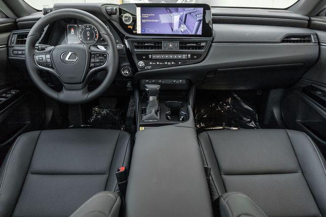 new 2025 Lexus ES 350 car