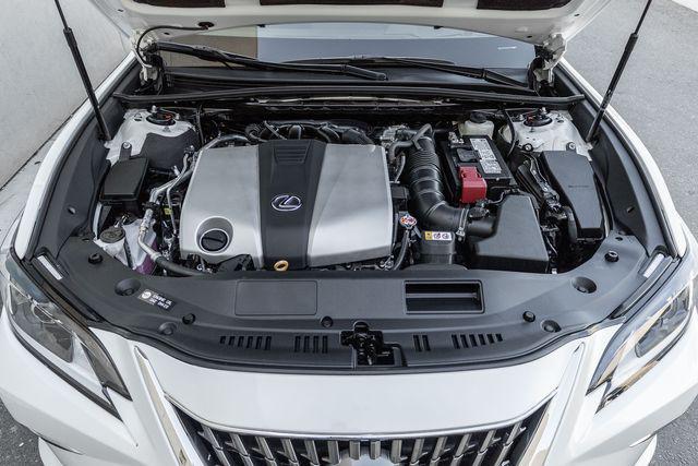 new 2025 Lexus ES 350 car