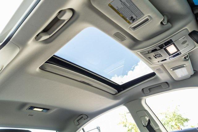 used 2022 Lexus ES 300h car, priced at $36,750
