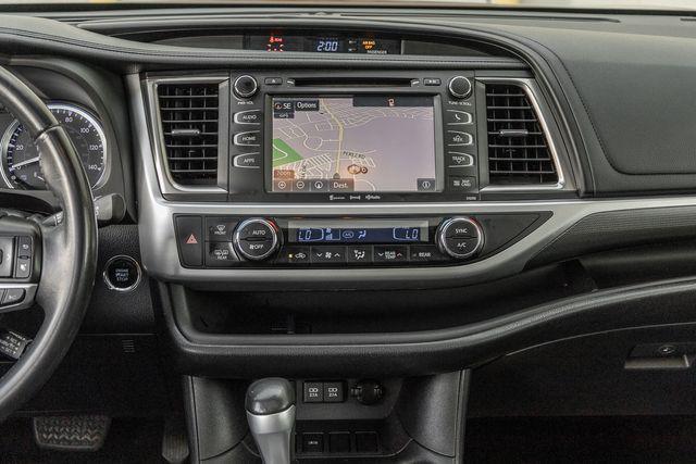 used 2019 Toyota Highlander car, priced at $23,999