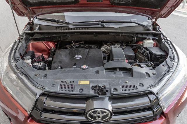 used 2019 Toyota Highlander car, priced at $23,999