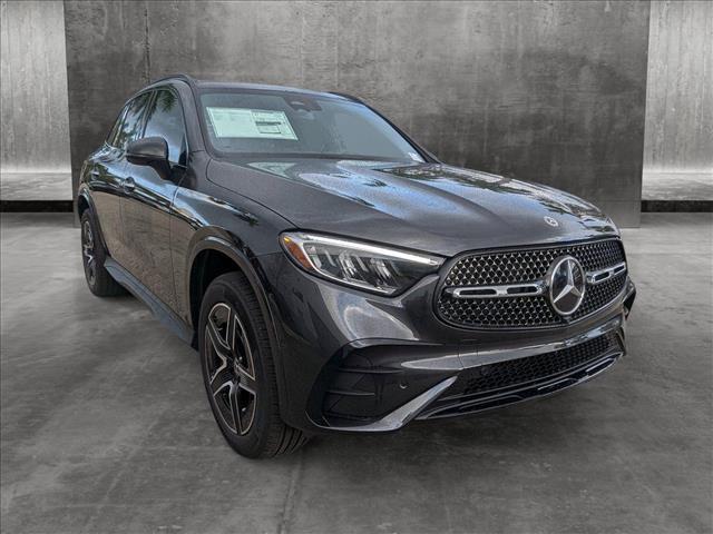 new 2025 Mercedes-Benz GLC 300 car, priced at $58,985