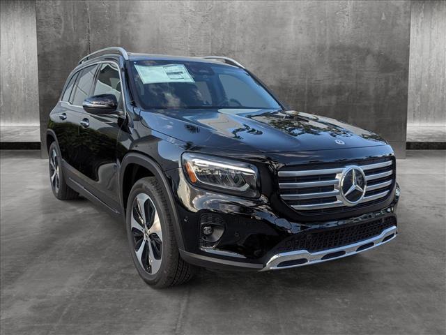 new 2024 Mercedes-Benz GLB 250 car, priced at $51,925