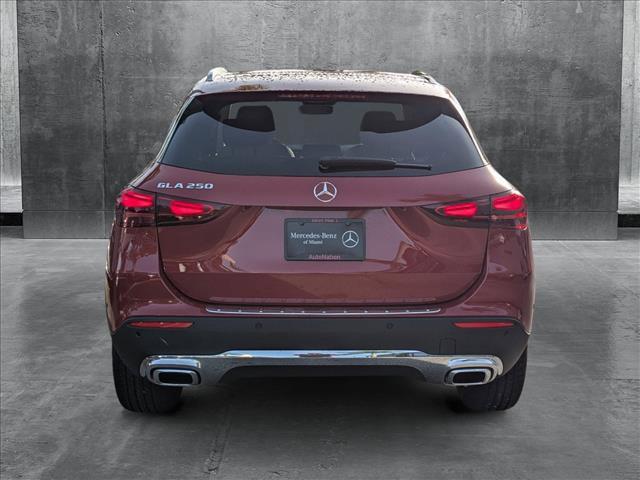 new 2025 Mercedes-Benz GLA 250 car, priced at $49,575