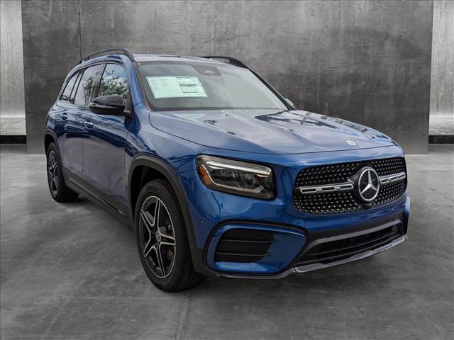 new 2024 Mercedes-Benz GLB 250 car, priced at $53,375