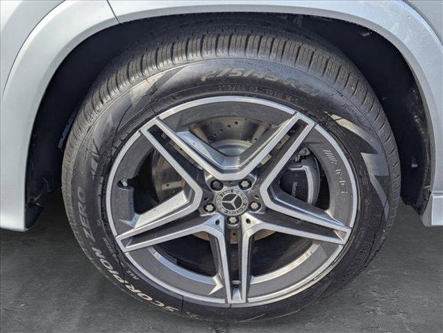 new 2025 Mercedes-Benz GLS 450 car, priced at $95,365