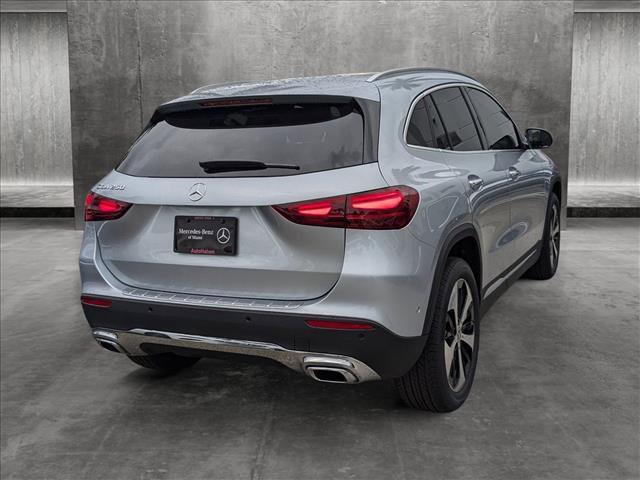 new 2025 Mercedes-Benz GLA 250 car, priced at $47,195