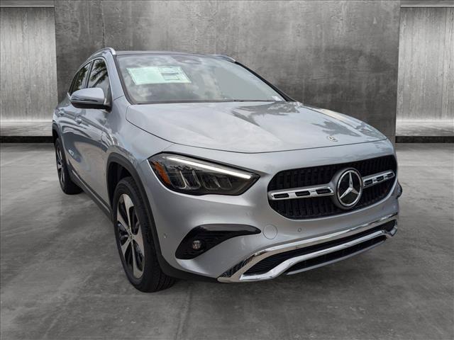 new 2025 Mercedes-Benz GLA 250 car, priced at $47,195