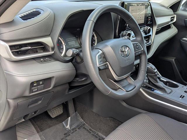 used 2024 Toyota Highlander car, priced at $38,495