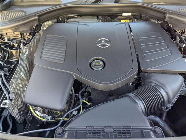 new 2025 Mercedes-Benz GLC 300 car, priced at $52,315