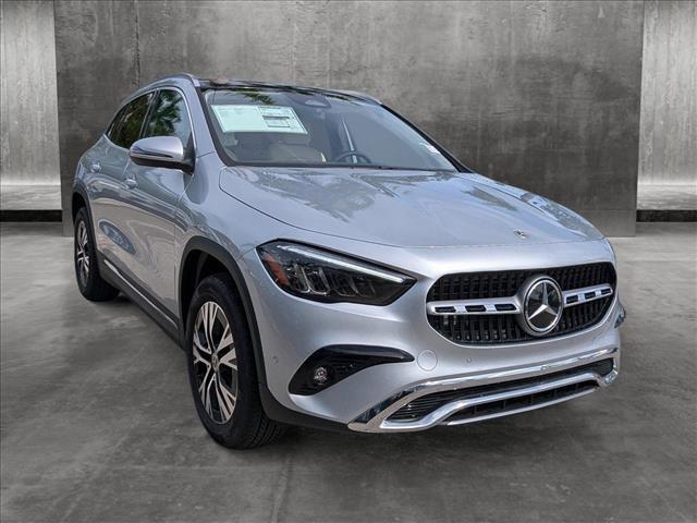 new 2025 Mercedes-Benz GLA 250 car, priced at $47,125